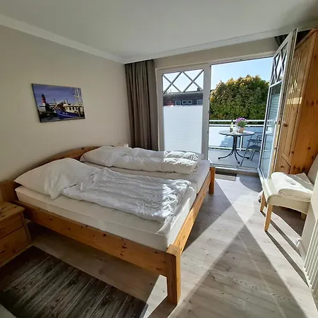 Kuestenidyll - Meeresbucht 6 *
